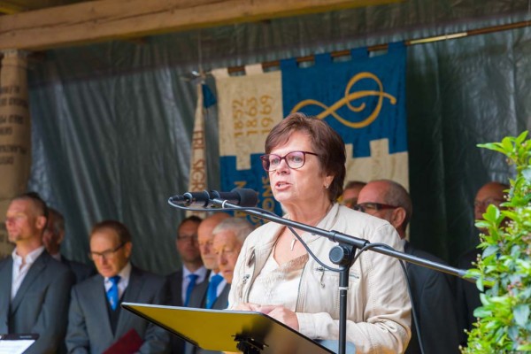 ndf-31966BB03D4F-BD80-A3B8-8362-D90489A2EFDF.jpg